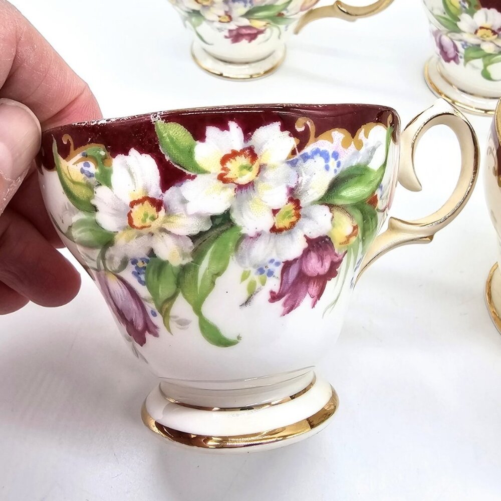 Bell China Fine Bone China Narcissus Teacups Lot Of 4 Burgundy Flower Fall